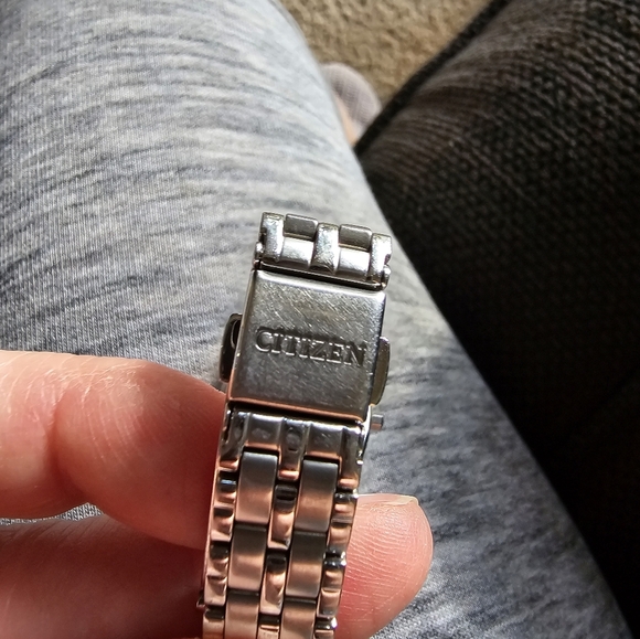 Women's Citizen eco drive watch - Picture 7 of 16